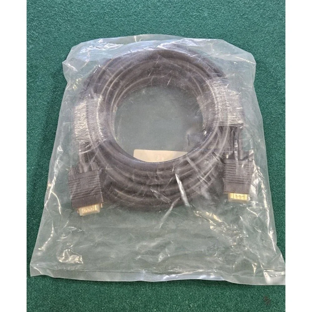 Monoprice 25ft 15-Pin Super VGA SVGA Male-Male CL2 Rated for In-Wall Cable